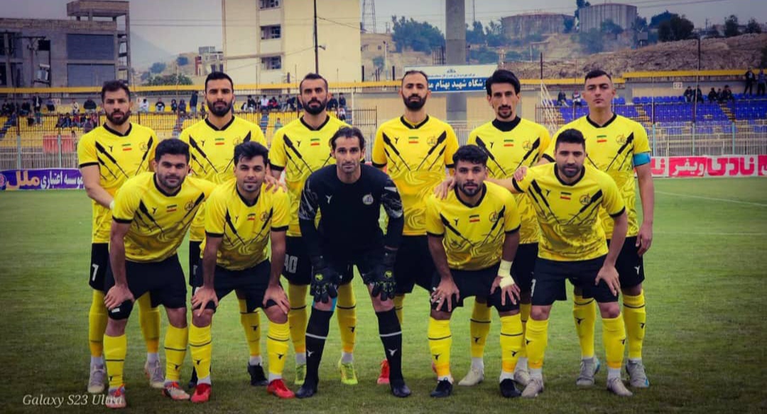 درگیری جنجالی و توقف ۲۰ دقیقهای، تساوی بدون گل در دربی نفتی لیگ یک