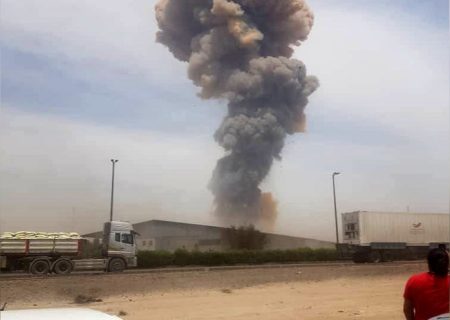 عکس و فیلم از انفجار بزرگ در بندرعباس ! / اسکله شهید رجایی در آتش 