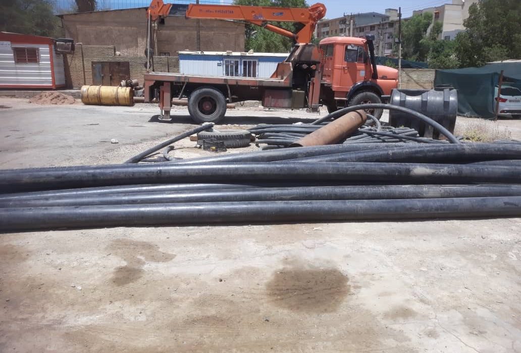 با پیگیری مستمر مدیر آبفا منطقه مسجدسلیمان ۱۲۰ متر لوله پلیاتیلن سایز ۲۰۰ برای پروژه آبرسانی کلگه تامین شد