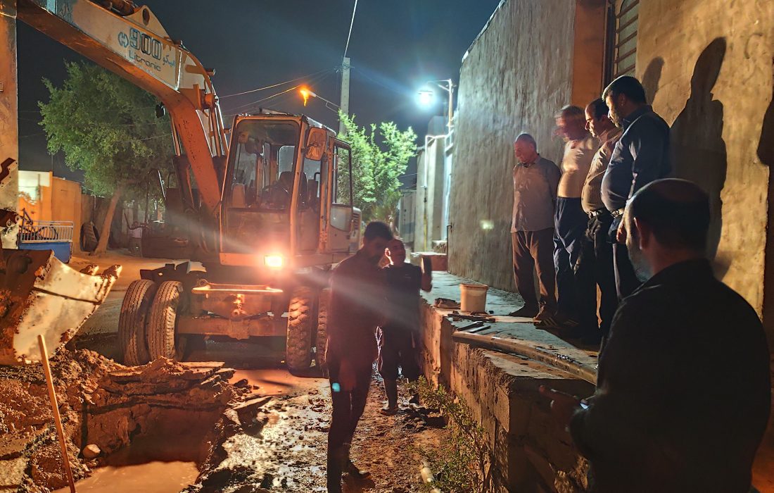 رفع شکستگی لوله در خیابان انصار