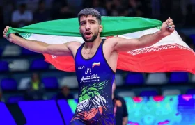 پیام احمدی بختیاری، پرچمدار ایران بر سکوی دوم جهان ایستاد