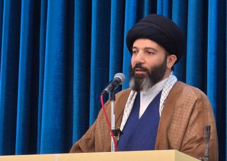 از بیکاری جوانان تا پروژه های نیمه تمام / سید اکبر موسوی امام جمعه مسجدسلیمان فهرست مطالبات مردم را خطاب به مسئولان تشریح کرد