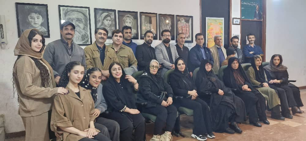 افتتاح نمایشگاه نقاشی “روایت رنگها” به مناسبت میلاد حضرت زهرا(س) و روز زن