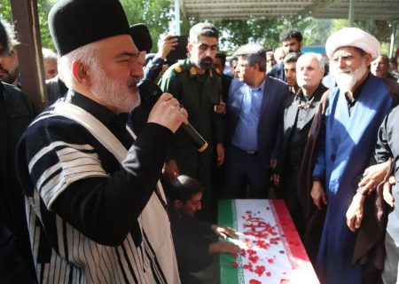 استاندار خوزستان: وحدت اقوام، ضربه کاری به دشمنان است