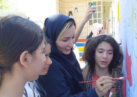 مسئول کانون پرورش فکری مسجدسلیمان از برگزاری ایستگاه نقاشی به یاد «ماکان» با موضوع تأثیر جنگ بر محیط زیست خبر داد