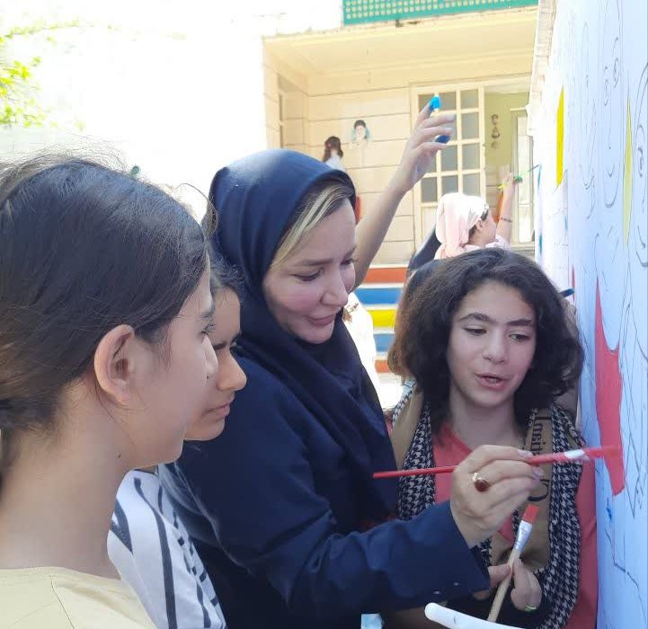 مسئول کانون پرورش فکری مسجدسلیمان از برگزاری ایستگاه نقاشی به یاد «ماکان» با موضوع تأثیر جنگ بر محیط زیست خبر داد