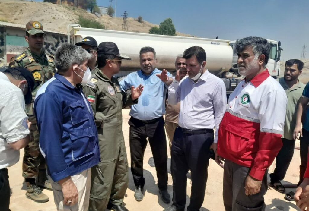 مهار آتش‌سوزی گسترده در کارخانه تانک‌سازی شهید فرخ‌نیا با تلاش ۸ اکیپ آتش‌نشانی مسجدسلیمان
