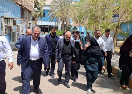 بازدید استاندار خوزستان از خوابگاه دانشجویی آسیب‌دیده در اهواز / دکتر موالی‌زاده: اقدامات تروریستی دشمن، مرزهای انسانی را نادیده گرفته است / مردم خوزستان با روحیه جهادی، توطئه دشمن را به فرصتی برای انسجام تبدیل کردند