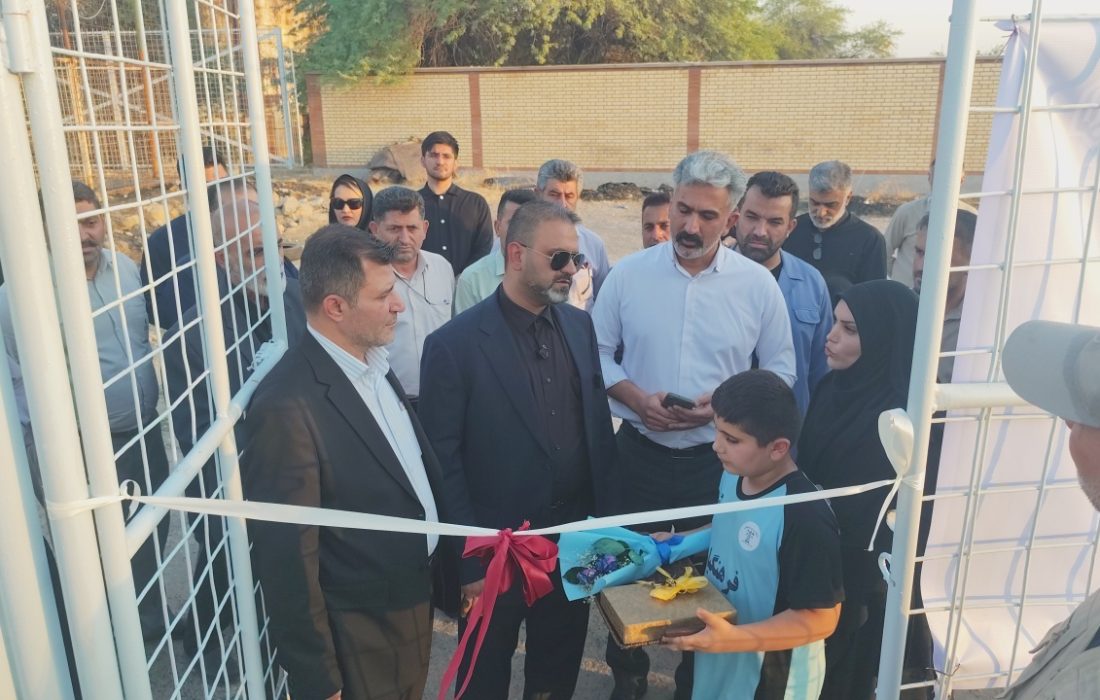 چمن مصنوعی مجموعه ورزشی فرهنگیان با حضور دکتر رضا جباری افتتاح شد