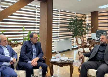 بررسی مسائل بیمارستان نفت مسجدسلیمان در نشست دکتر جباری با معاون بهداشت صنعت نفت و مدیرعامل شرکت مناطق نفت‌خیز جنوب
